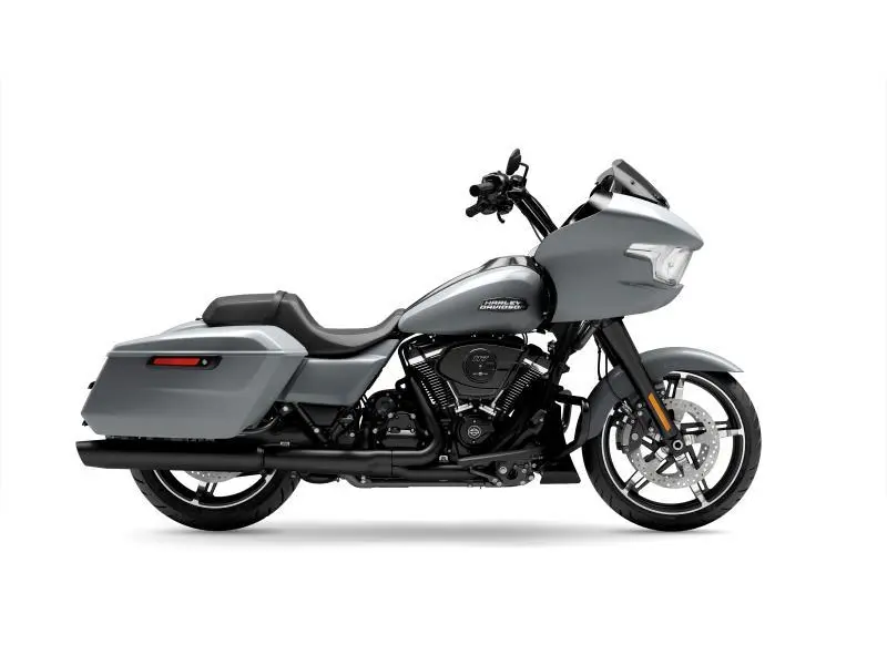 Harley-Davidson Road Glide / fini noir 2024