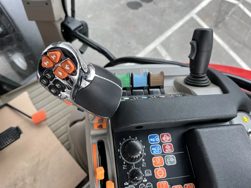 2022 Case IH VESTRUM 130 CVX