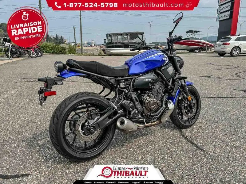 2024 Yamaha XSR700 thumbnail 3