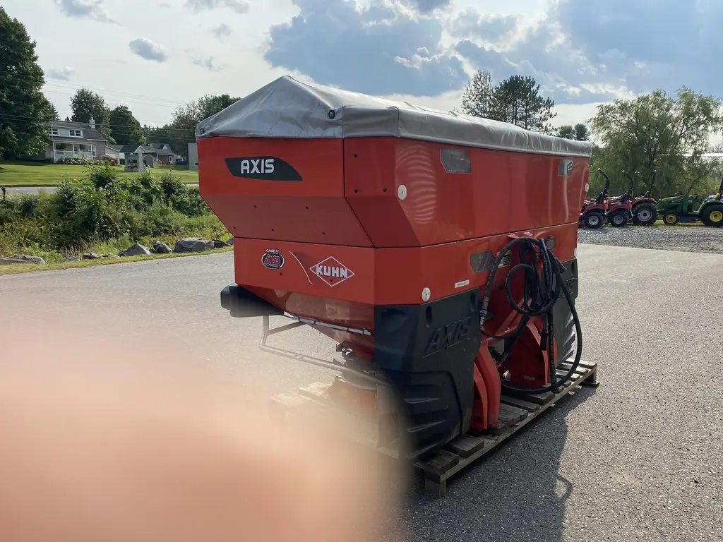 2016 Kuhn AXIS 40.2