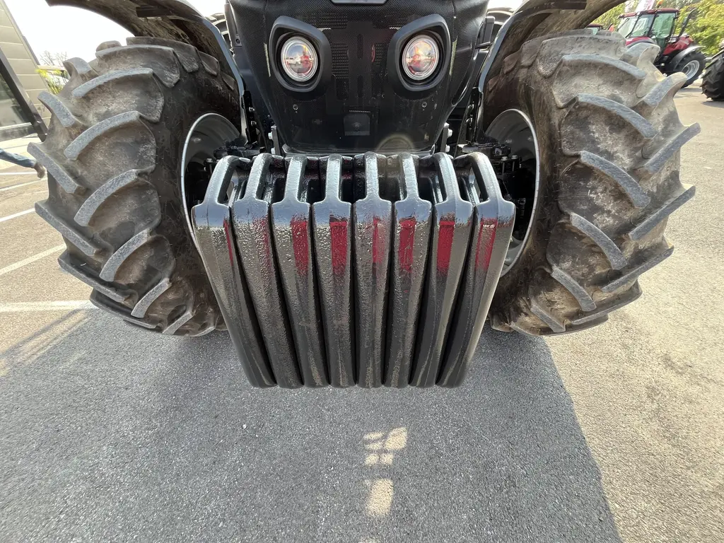 2023 Case IH Puma 185