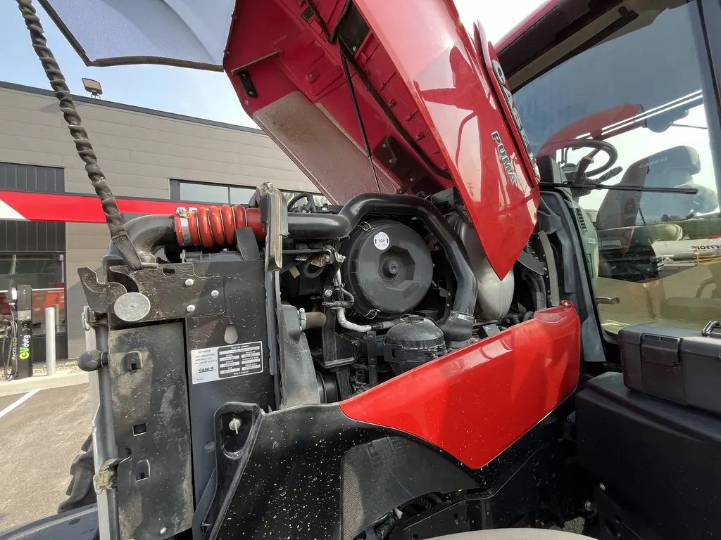 2023 Case IH Puma 185