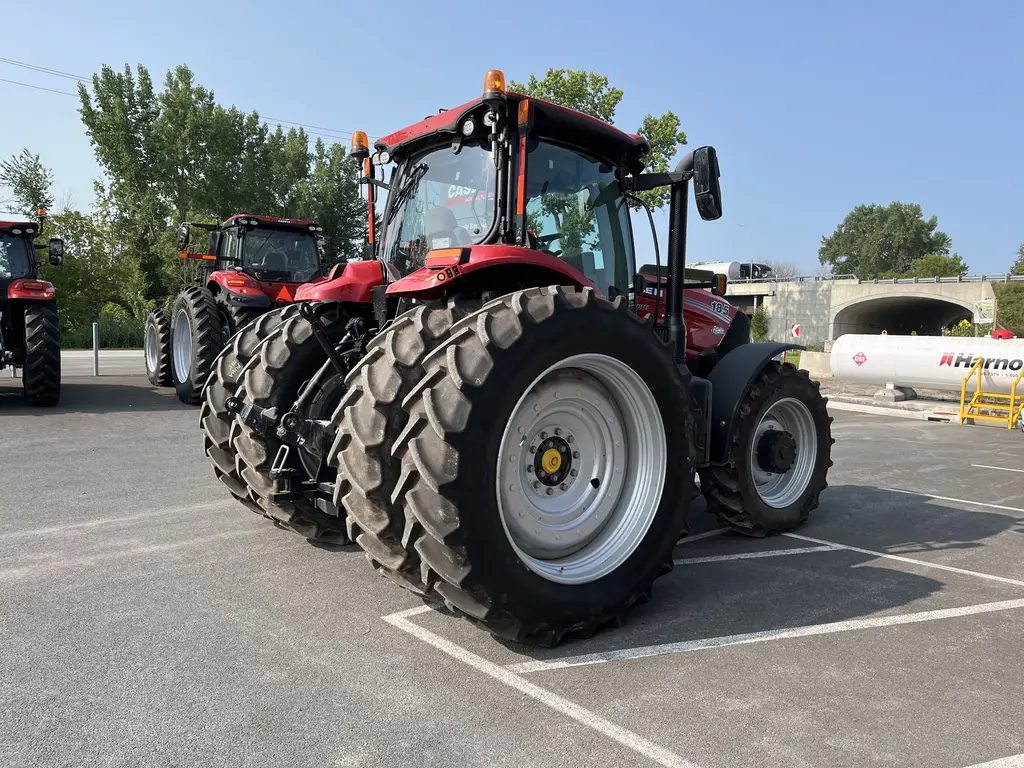 2023 Case IH Puma 185