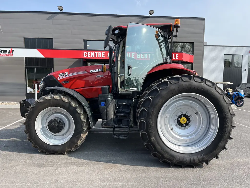 2023 Case IH Puma 185