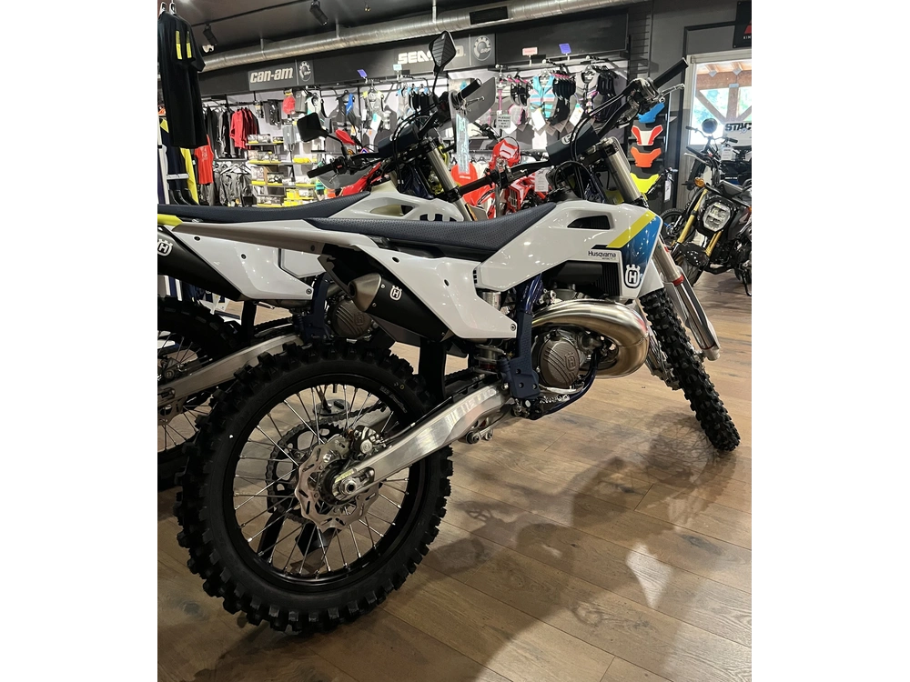 2025 Husqvarna Tc250 alt