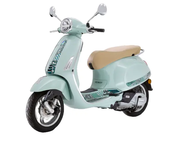 2025 Vespa Primavera 50 Batik
