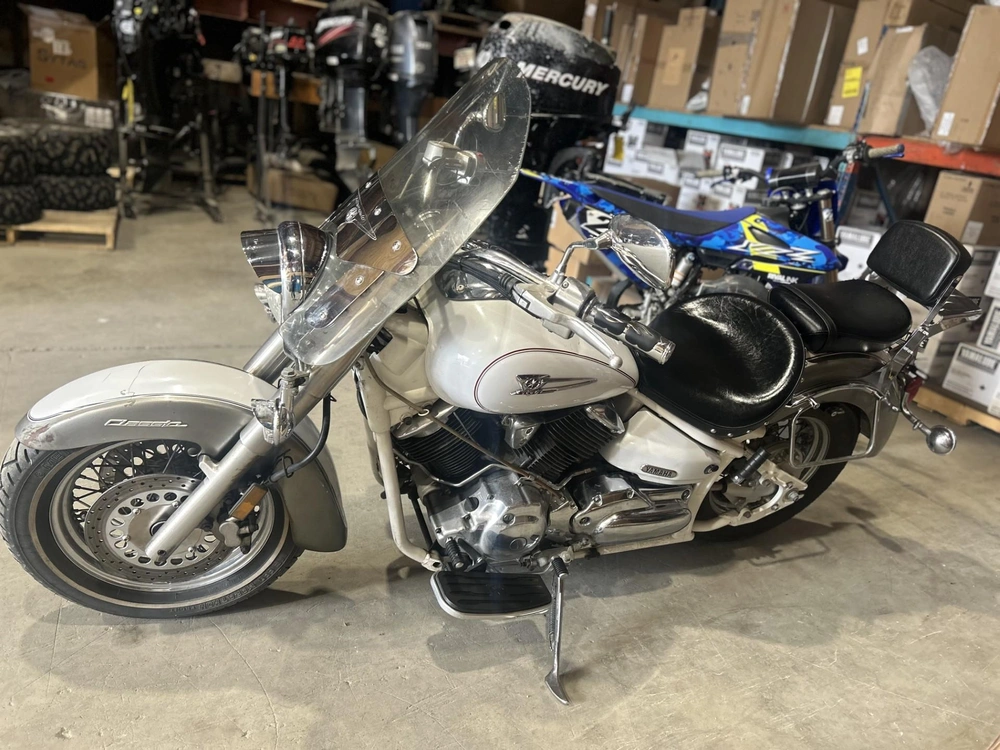 Yamaha V Star Tourer 2004 alt