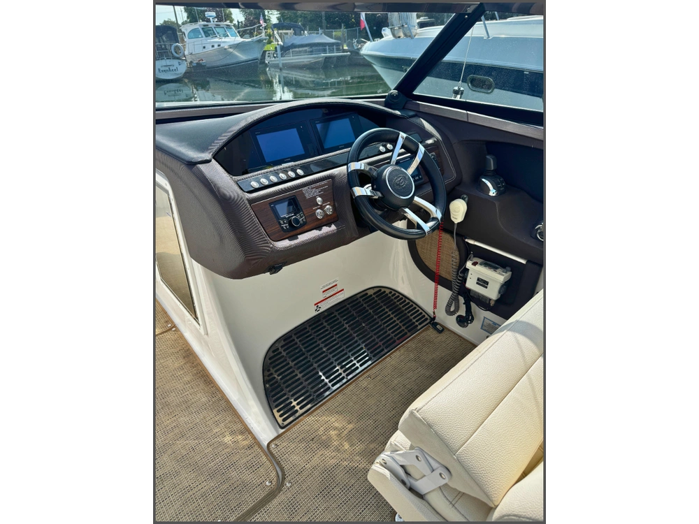 2018 Cobalt Boats R30 No Luxury Tax* alt