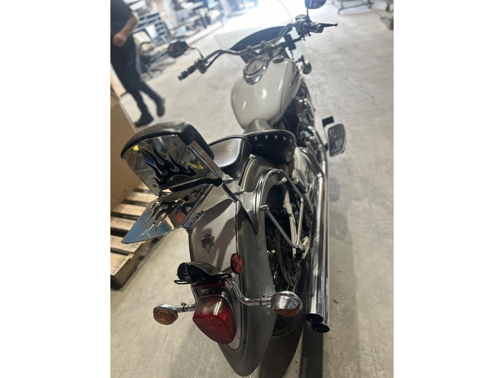 2004 Yamaha V Star Tourer alt