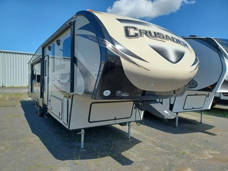 2017 Crusader 337QBH 