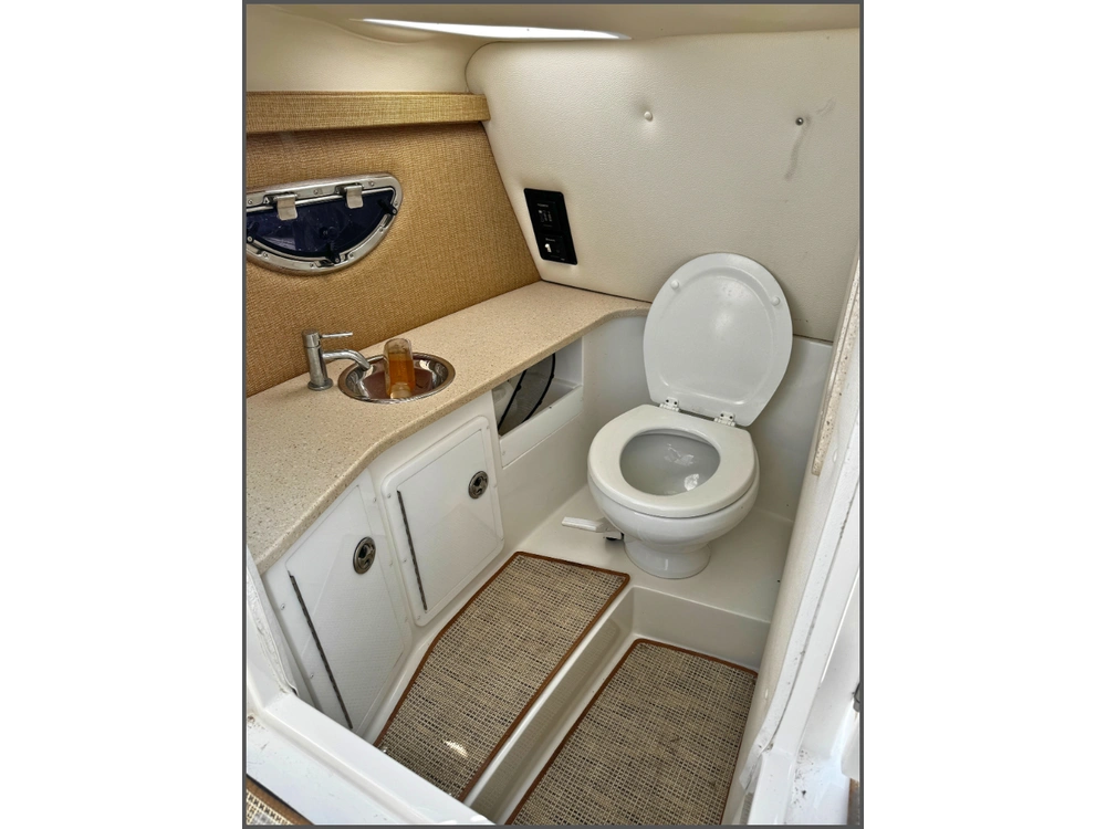 2018 Cobalt Boats R30 No Luxury Tax* alt