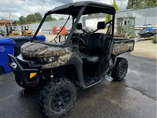 2022 Can-Am DEFENDER XT HD9