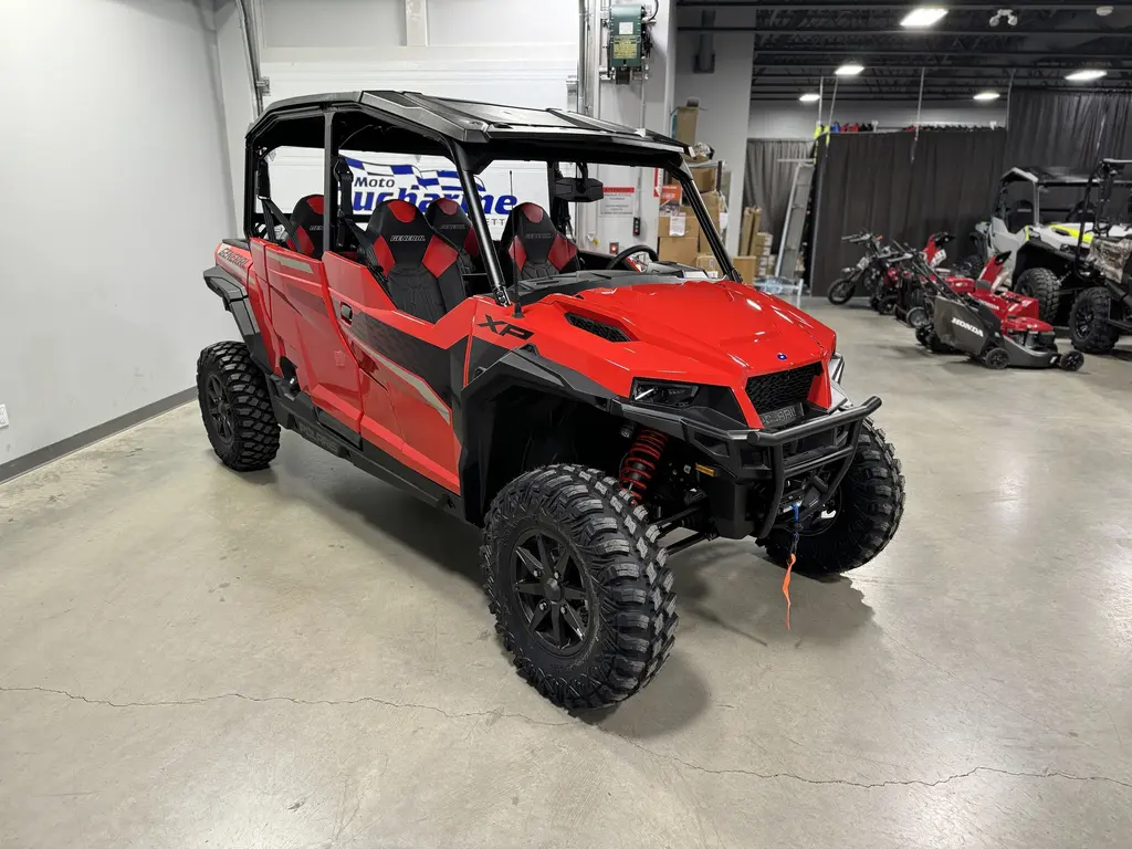 Polaris General XP 4 1000 Premium  2025