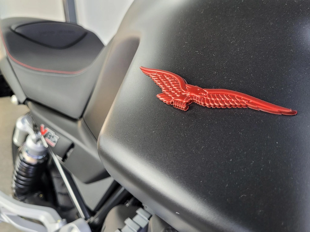 Moto Guzzi V85 Strada *4.99% / 60 Mois💳 2025 alt