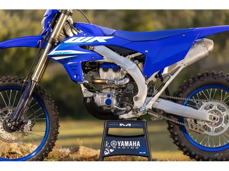 2025 Yamaha WR250F PRE-COMMANDE