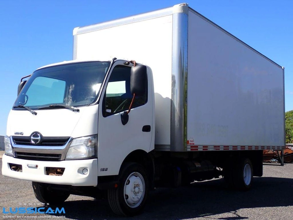 Hino 195 2017