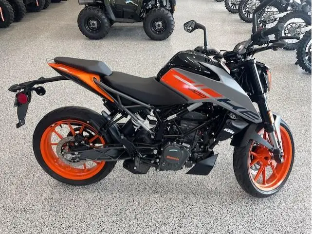 2023 KTM 200 DUKE