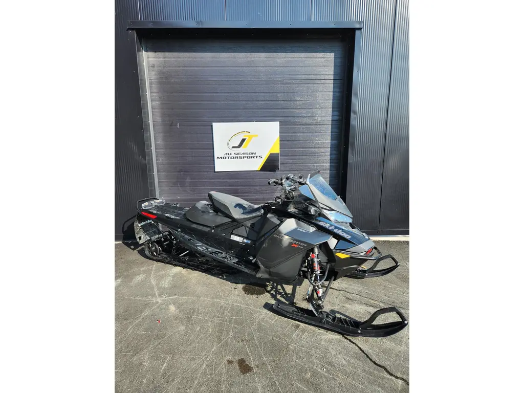 2022 Ski-Doo UYNG - Backcountry XRS 850 E-Tec