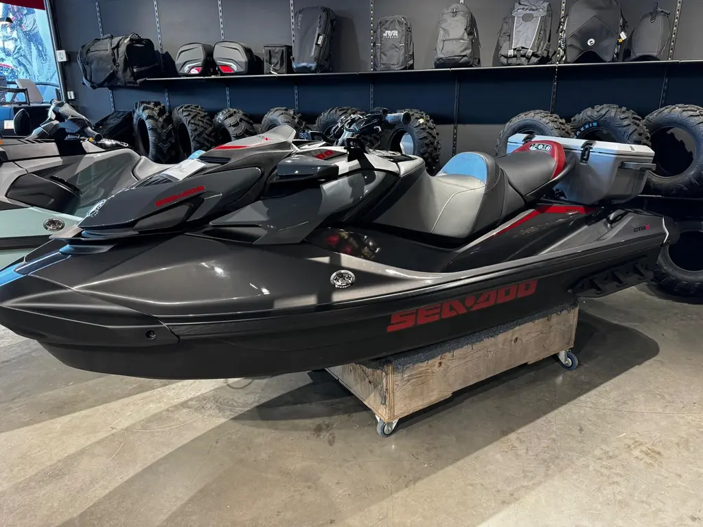 sea-doo GTR-X 300 2024