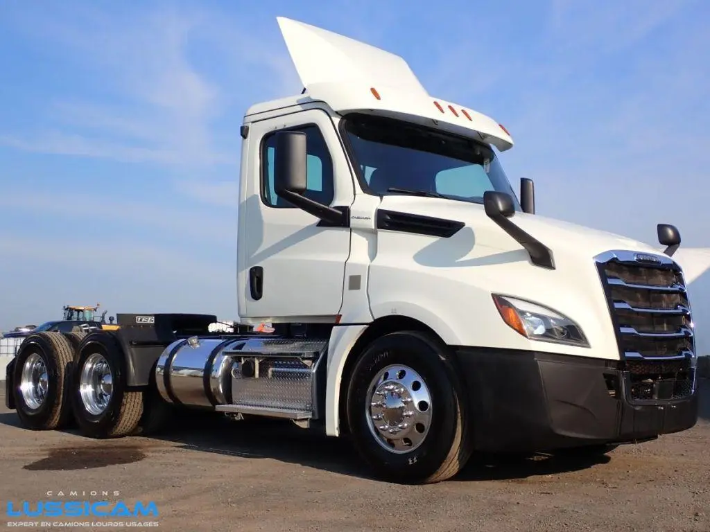 2019 Freightliner PT126DC