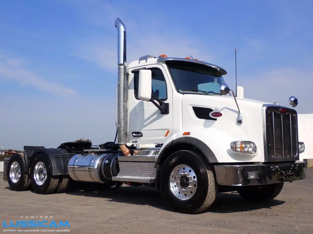 2020 Peterbilt 567 