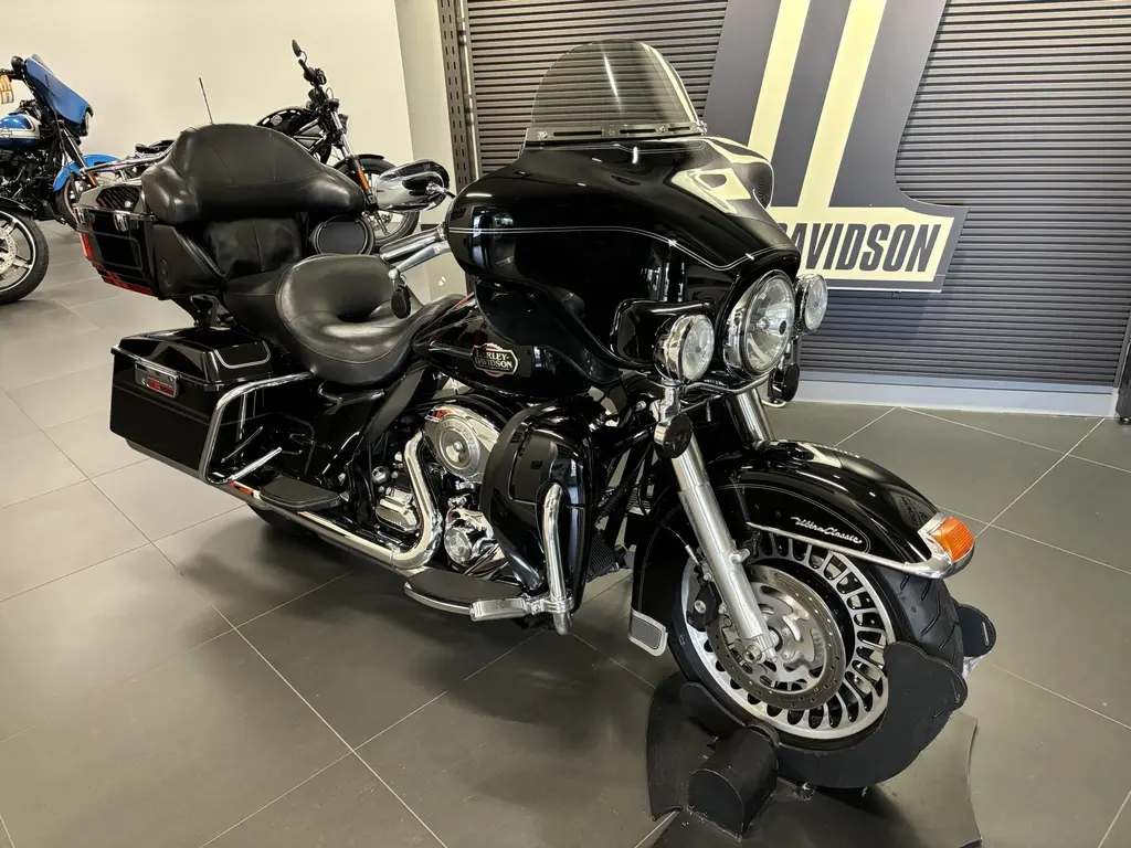 Harley-Davidson FLHTCU Ultra ClassicFLHTCU 2009