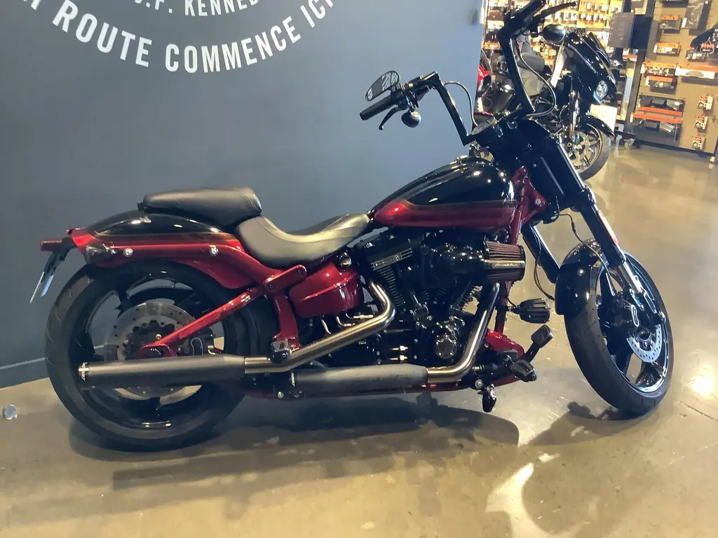 2017 Harley-Davidson BREAKOUT CVO FXSBSE