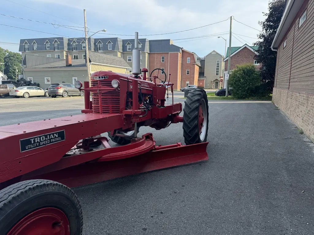 1950 International Harvester M Trojan Utility