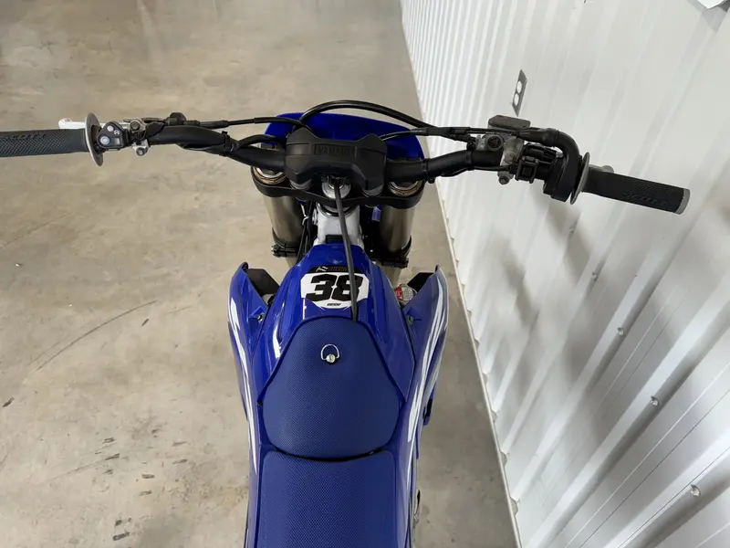 2023 Yamaha YZ450F thumbnail 10