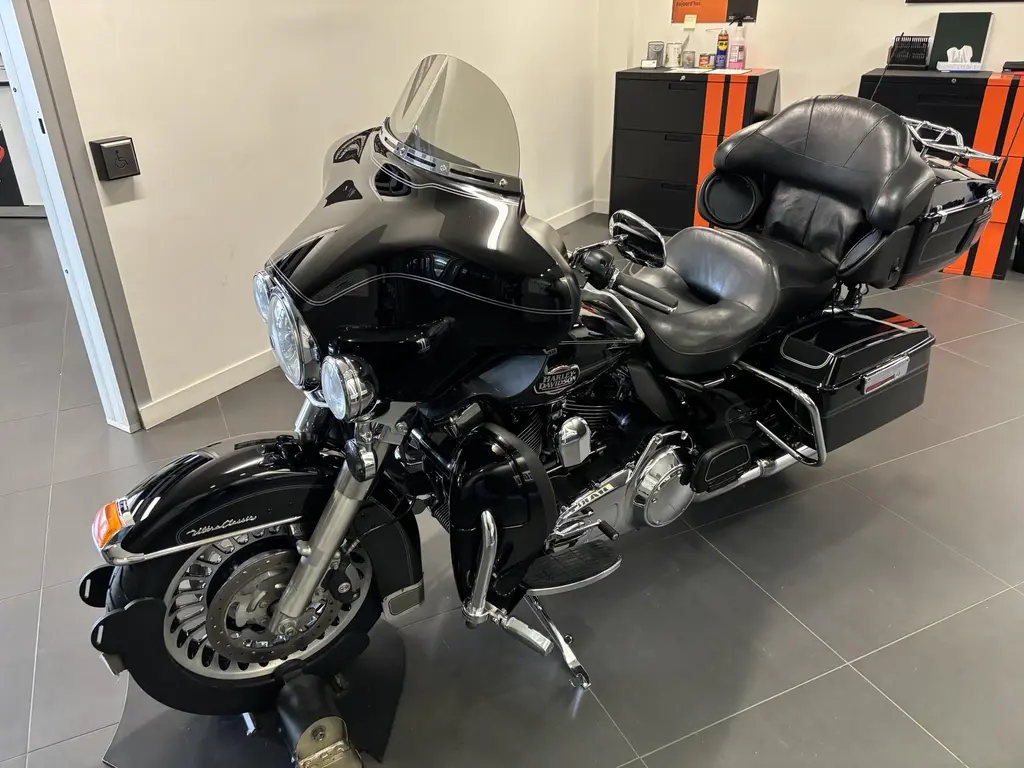 Harley-Davidson FLHTCU Ultra ClassicFLHTCU 2009