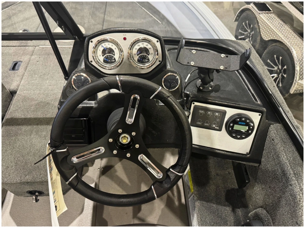 2023 Smoker-craft Excursion 176 Dc Pro alt