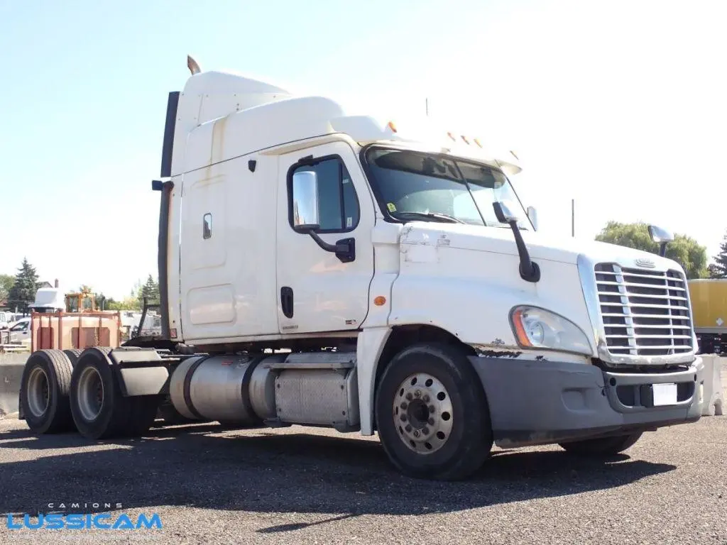 2012 Freightliner CASCADIA 