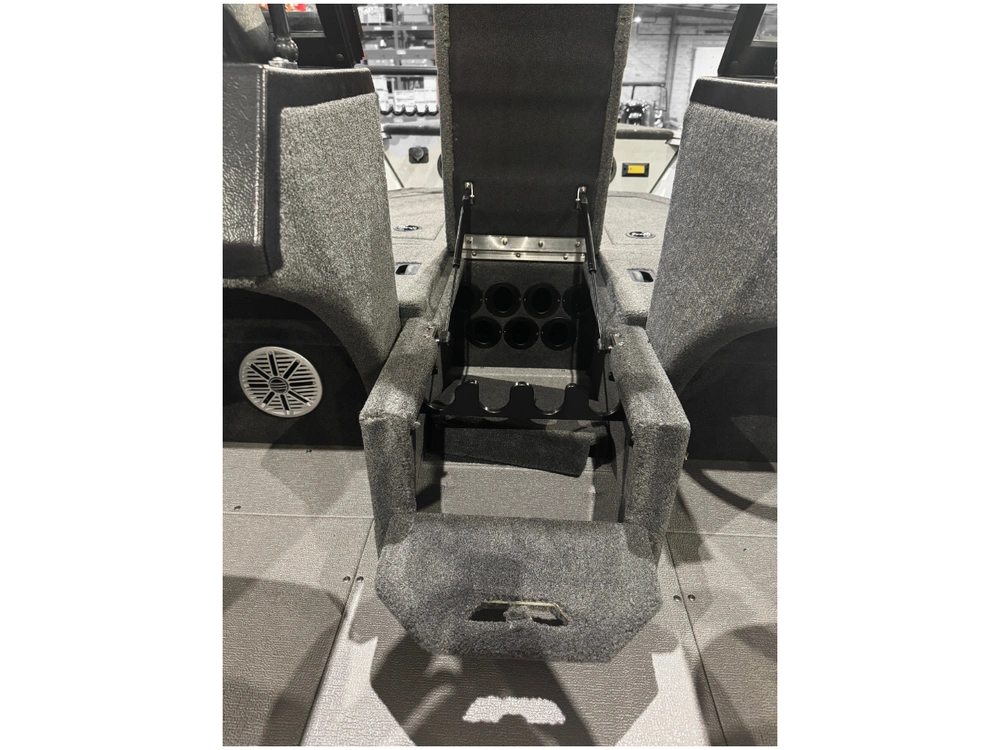 2023 Smoker-craft Excursion 176 Dc Pro alt