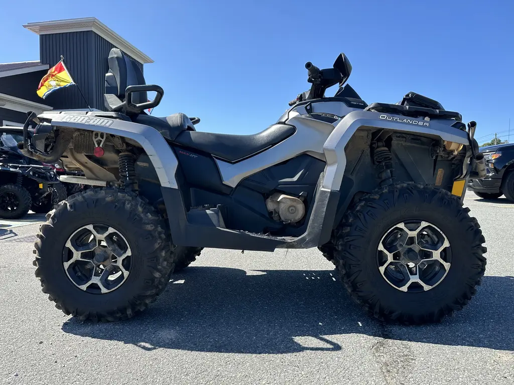 2013 Can-Am Outlander MAX XT 650 