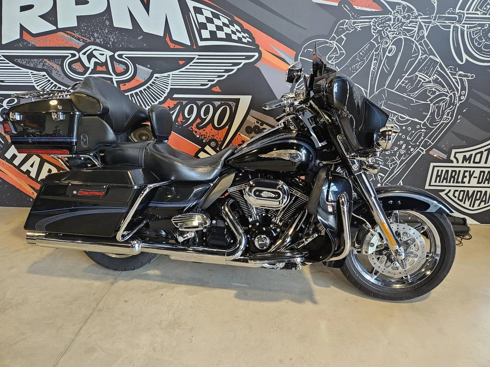Harley-davidson Cvo Ultra Classic Electra Glide Flhtcuse 2013 alt
