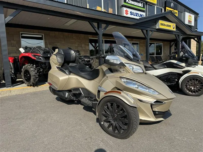 2017 Can-Am SPYDER RT-S SE6