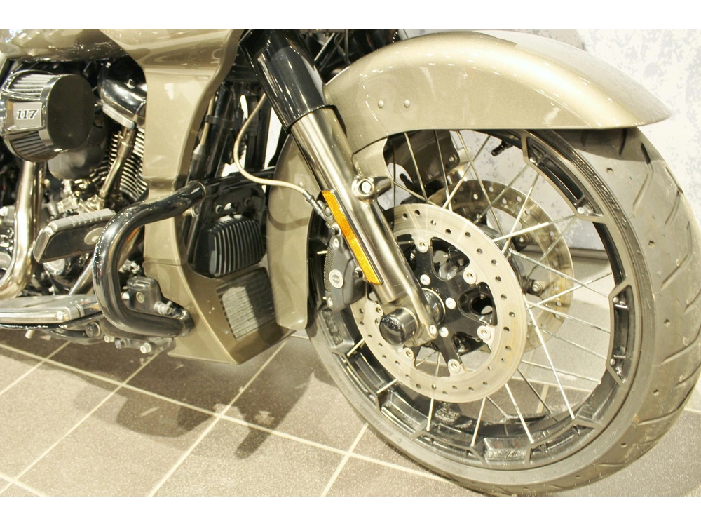 Harley-davidson Cvo Road Glide Fltrxse 2021 alt