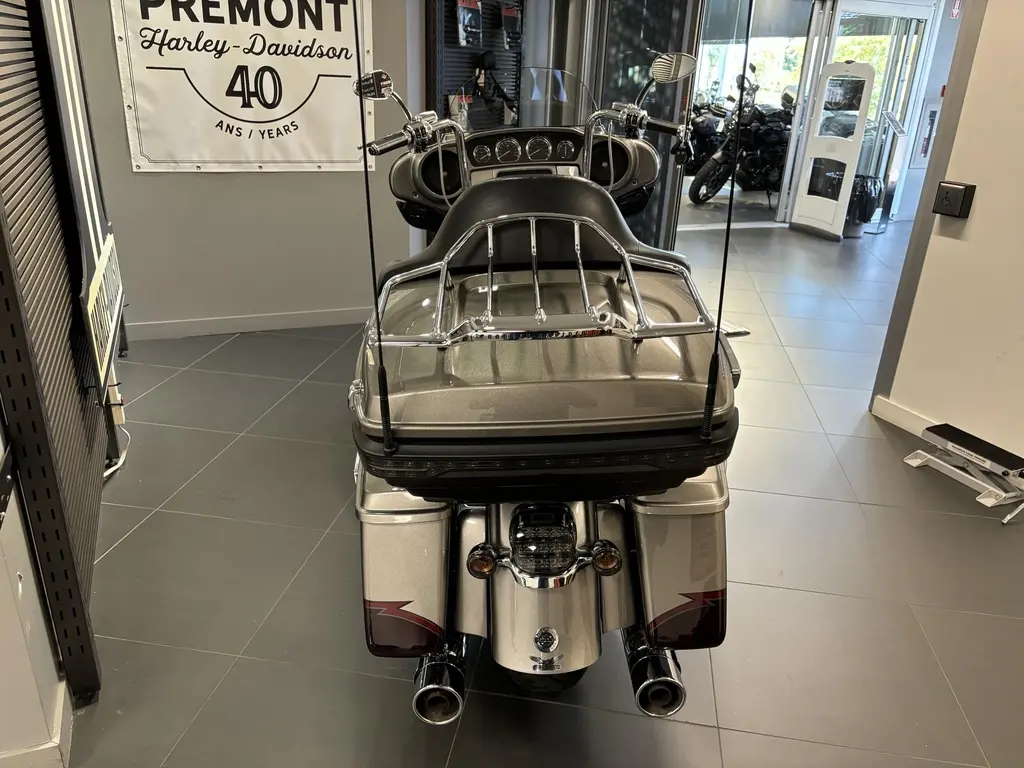 Harley-Davidson FLHTKSE CVO Ultra LimitedFLHTKSE 2015