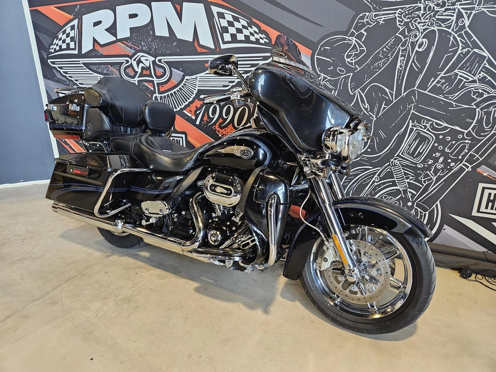 Harley-davidson Cvo Ultra Classic Electra Glide Flhtcuse 2013 alt