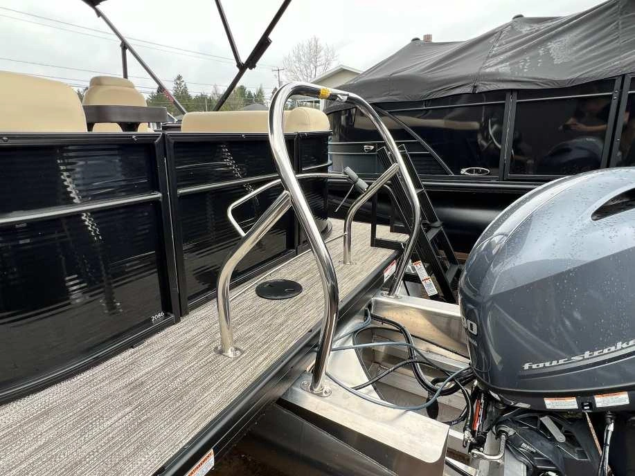 Godfrey Marine Sweetwater 2086 Split Bench 2023 alt