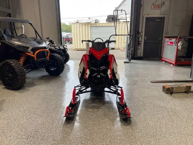 2023 Polaris 850 PRO RMK Slash 163 3 po