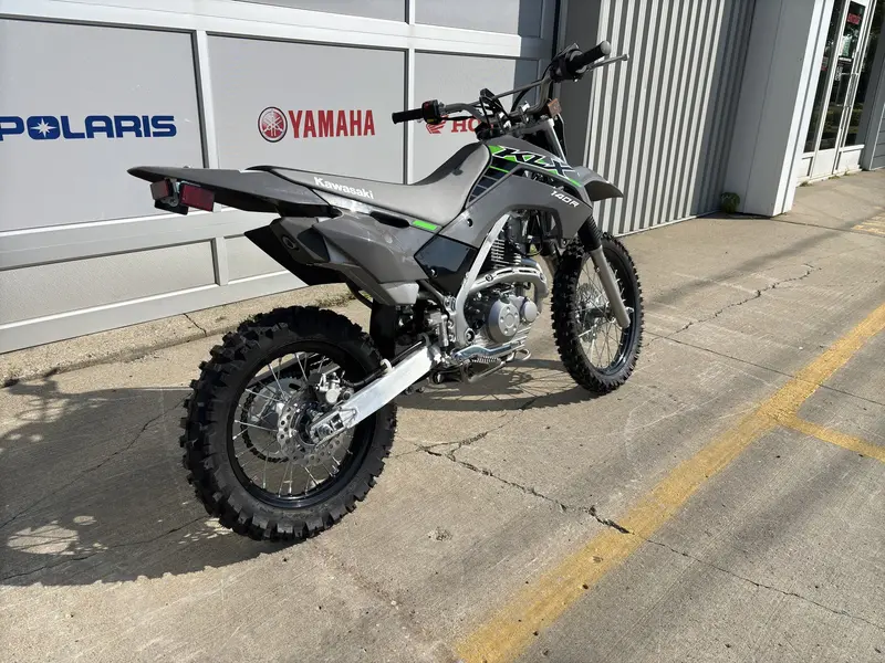 2025 Kawasaki KLX 140 R - KLX140R