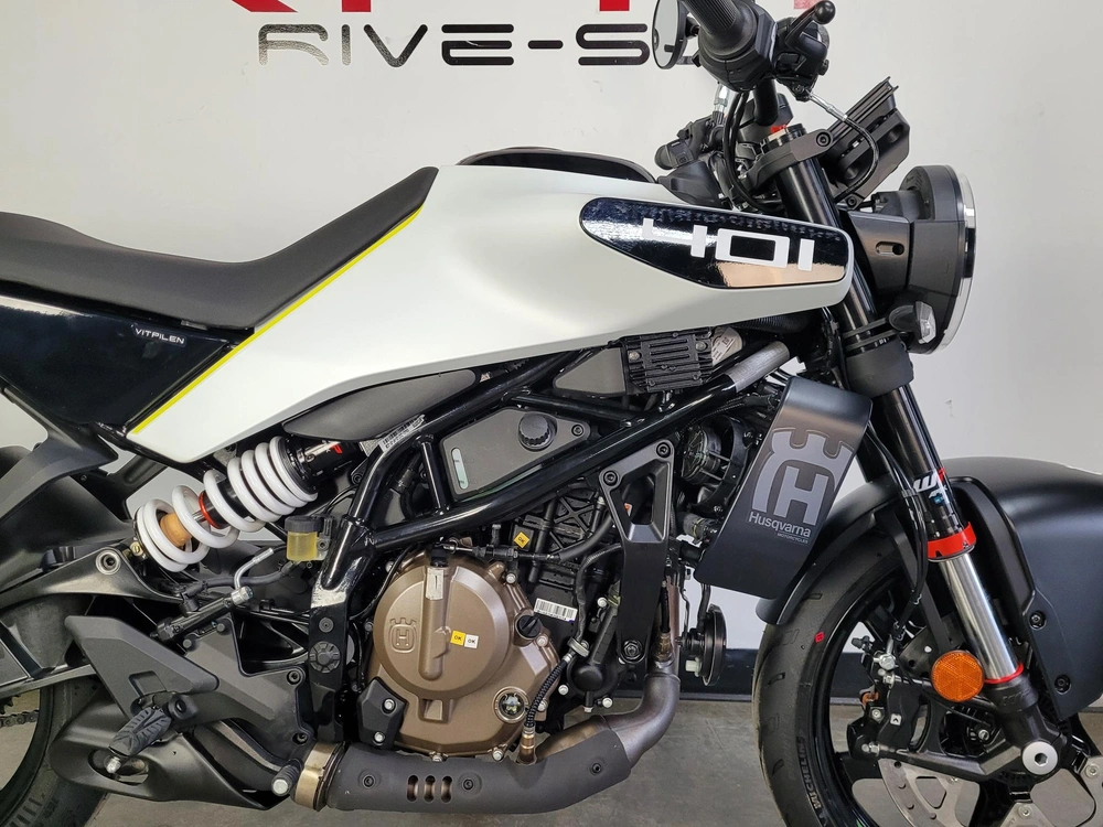 2024 Husqvarna Vitpilen 401 *0.99% Sur 60 Mois alt