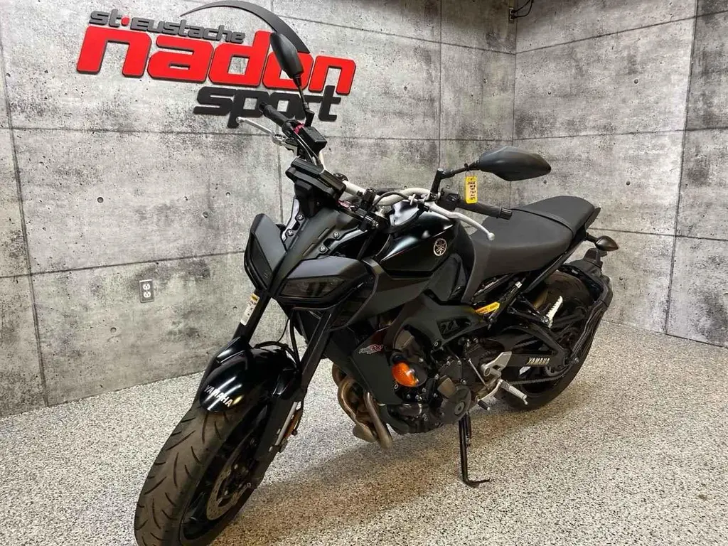 2018 Yamaha FZ09