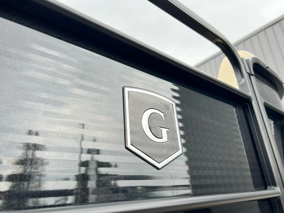 Godfrey Marine Sweetwater 2086 Split Bench 2023 alt