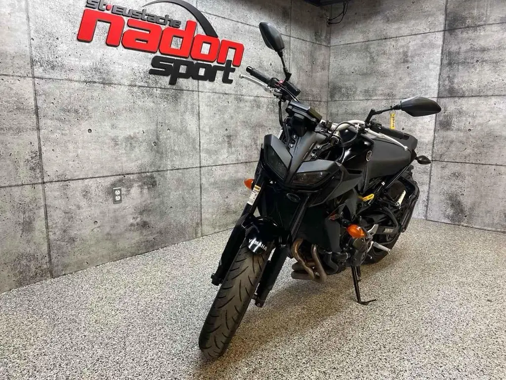 Yamaha FZ09 2018