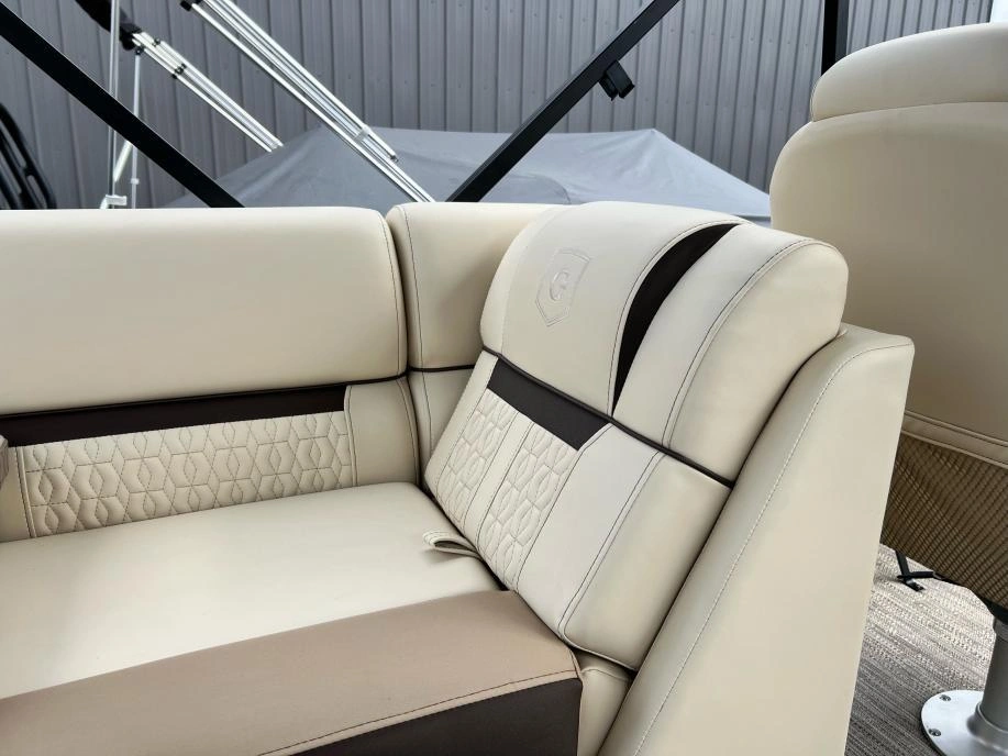 Godfrey Marine Sweetwater 2086 Split Bench 2023 alt