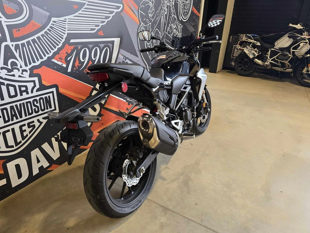 Honda Cbr300r 2022 alt