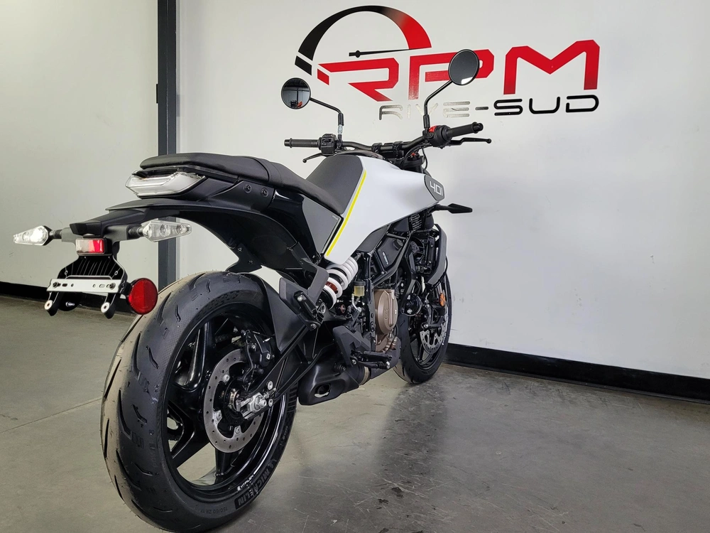 Husqvarna Vitpilen 401 *0.99%/60 Mois💳 2024 alt