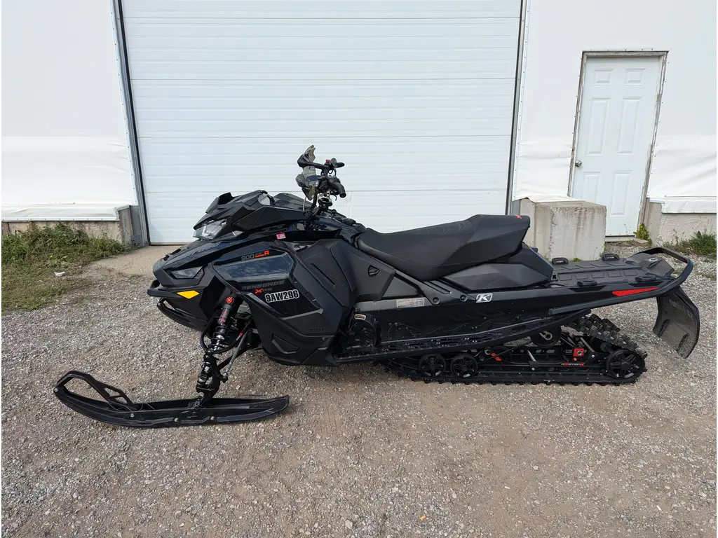 2023 Ski-Doo REN XRS BK 1.5IR 23 900 ACE Turbo R 